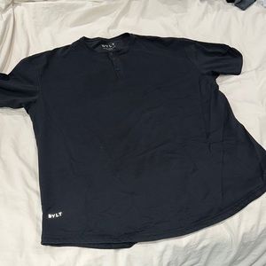 LUX blend black s/s drop cut Henley XXL bylt basics